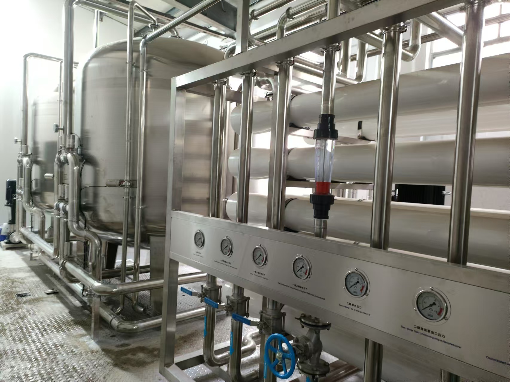 纯净水厂配套30吨/小时反渗透设备